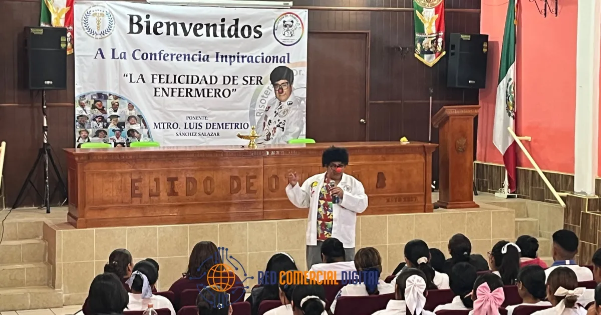 Inspira enfermero con conferencia sobre la felicidad de su profesión